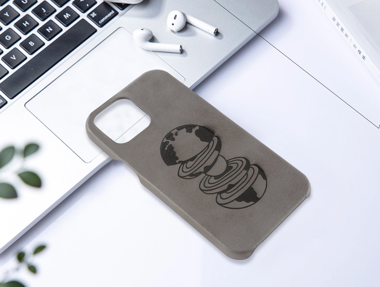 Engraved Phone Case 04 - Globe
