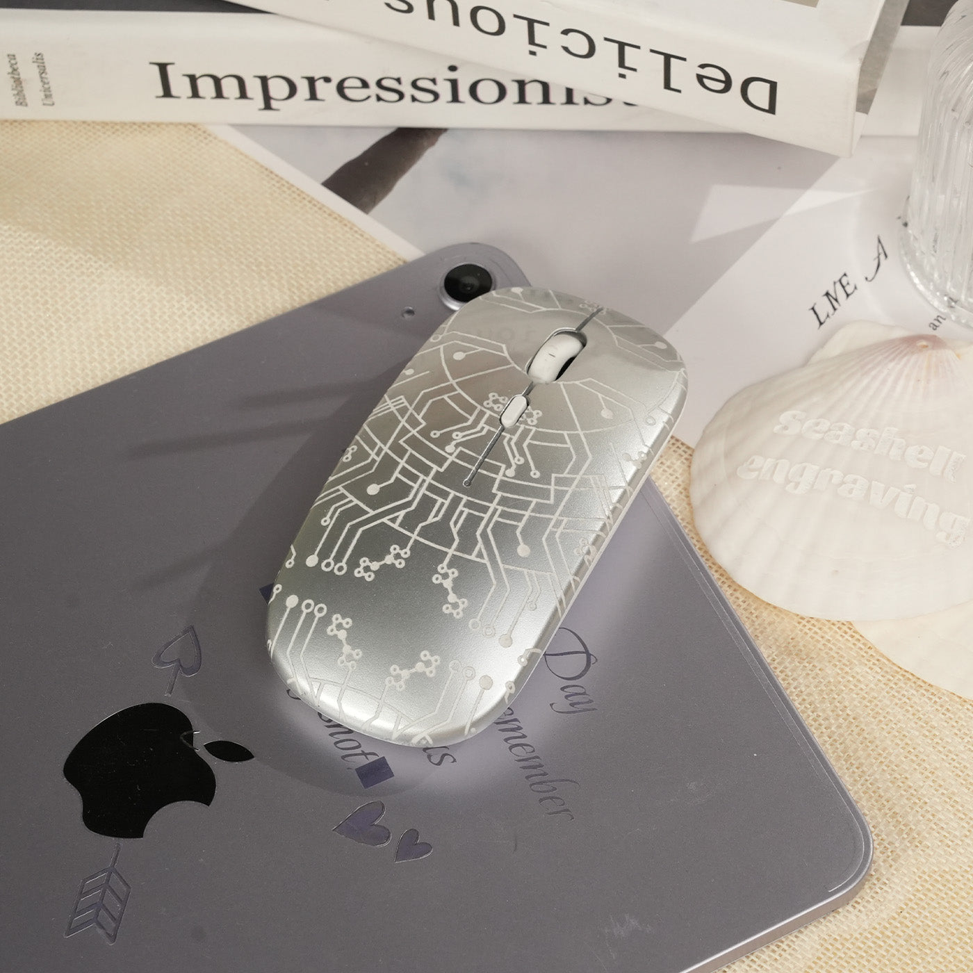 Sci-fi style mouse engraving
