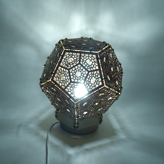 Multi-layer hollow lampshade