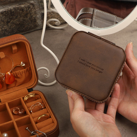 Leather wallet engraving