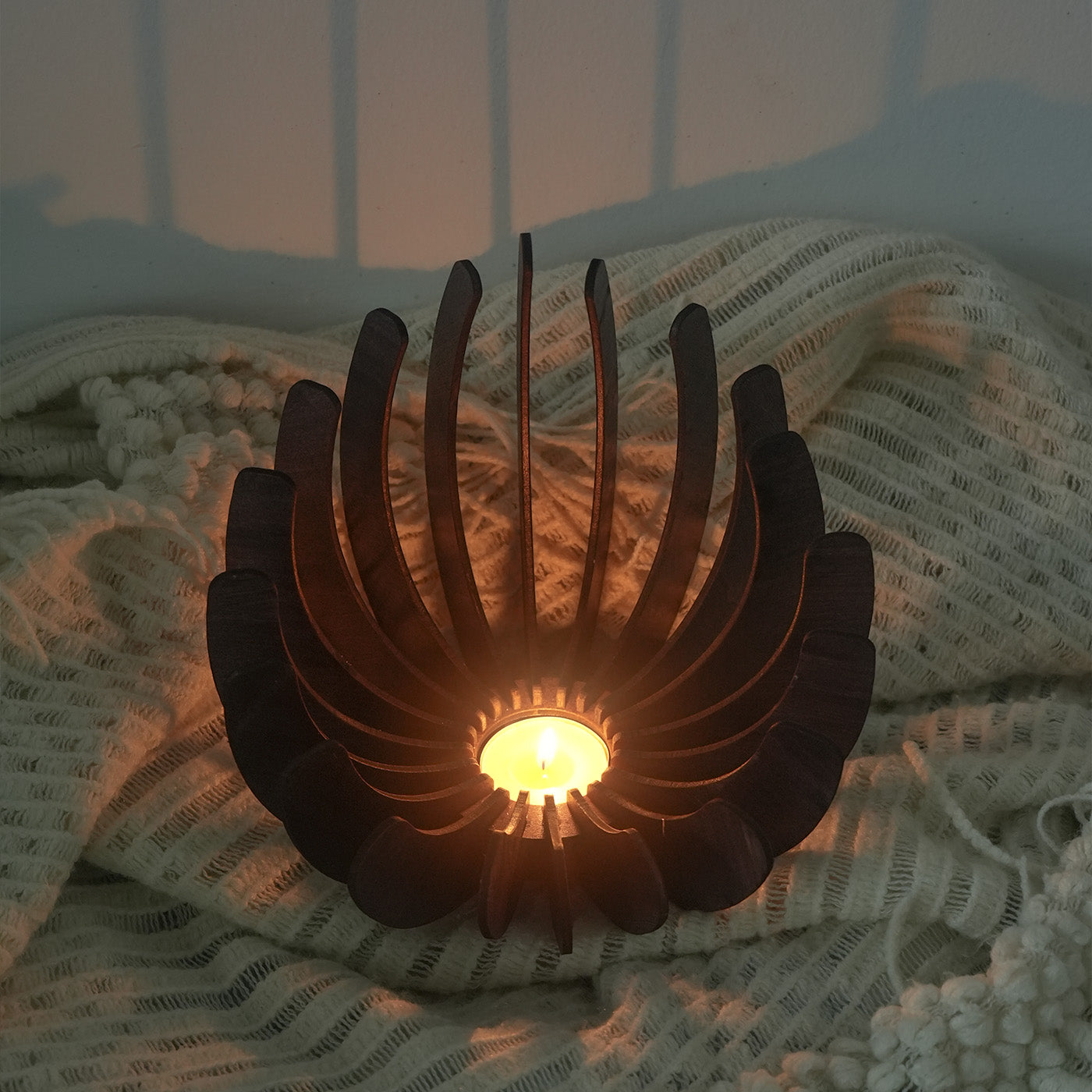 Decorative candle holder