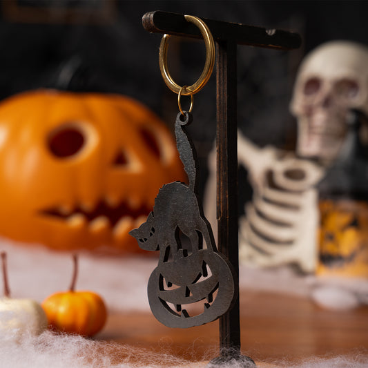 Spooky Black Cat Keyring