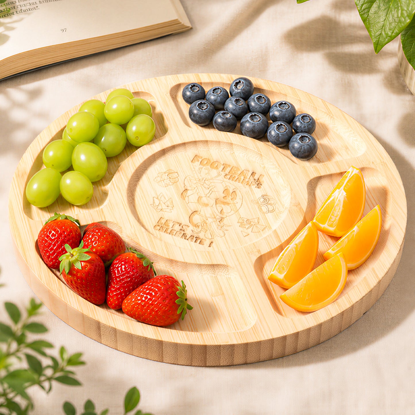 Wooden fruits snack tray engraving