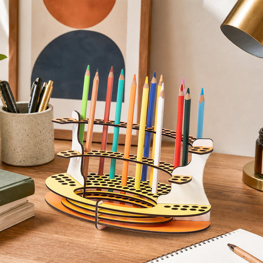 Oval multi-layer pen holder