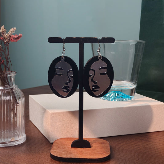 Beauty's Face Minimalist Earrings