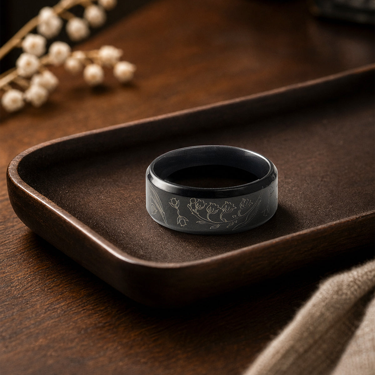 Lily-of-the-valley engraved ring